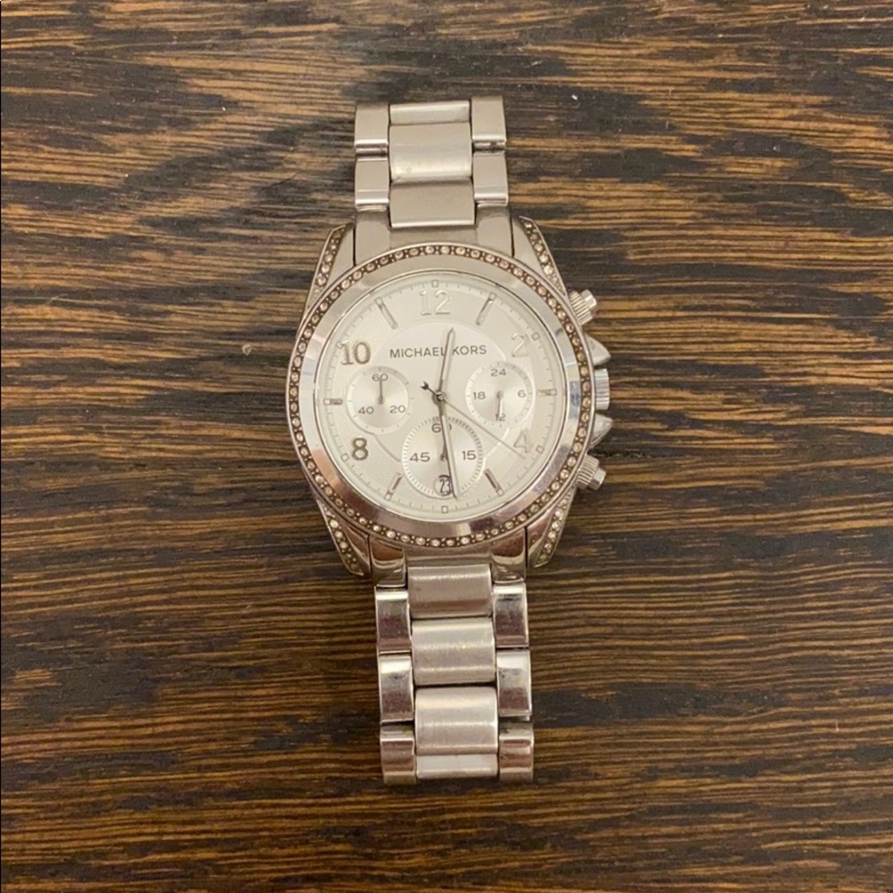 Silver rhinestone faced Michael kors watch 40mm.